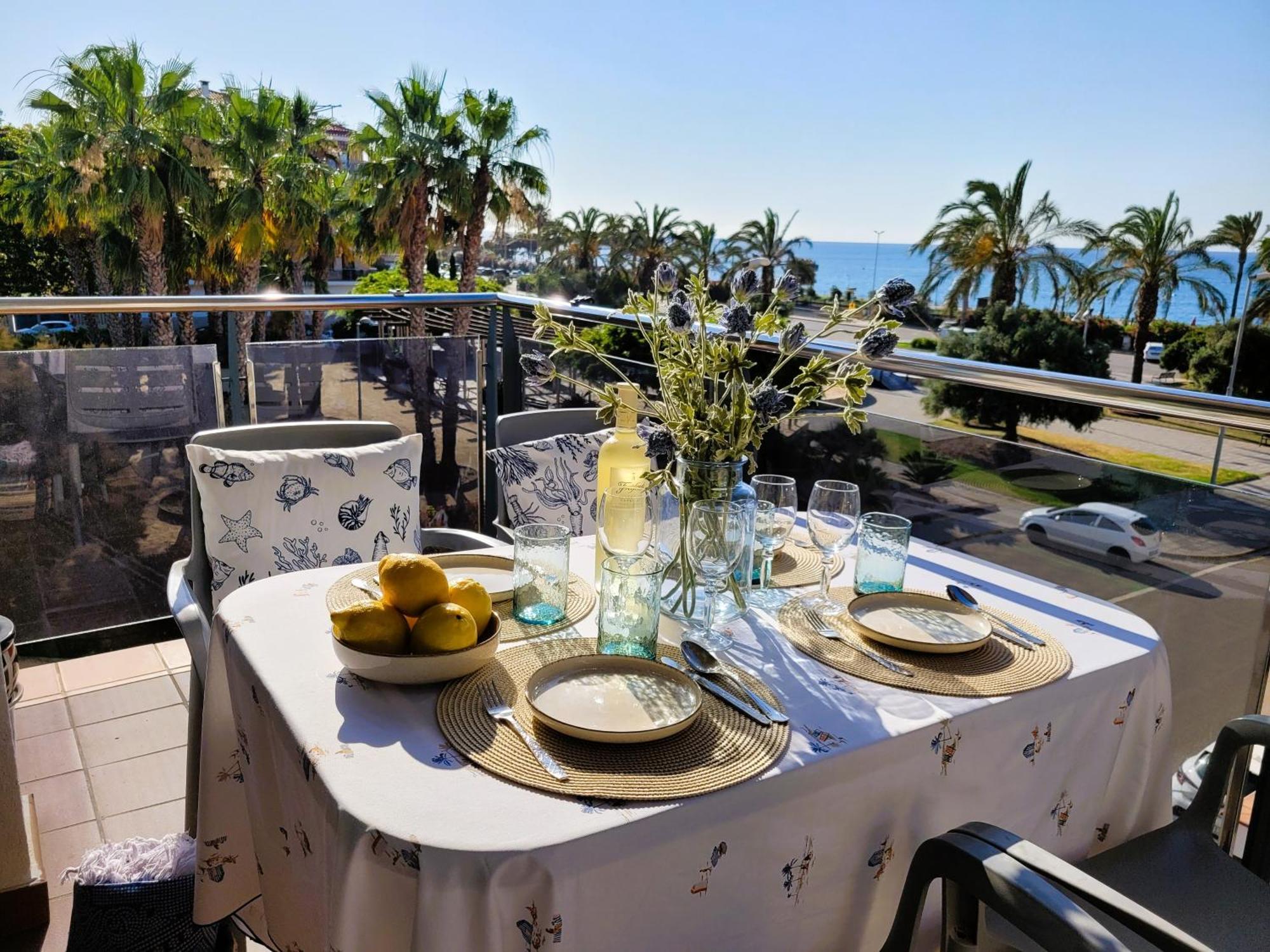 Vistamar Beautiful Apartment With Amazing Sea View ピネダ・デ・マール エクステリア 写真
